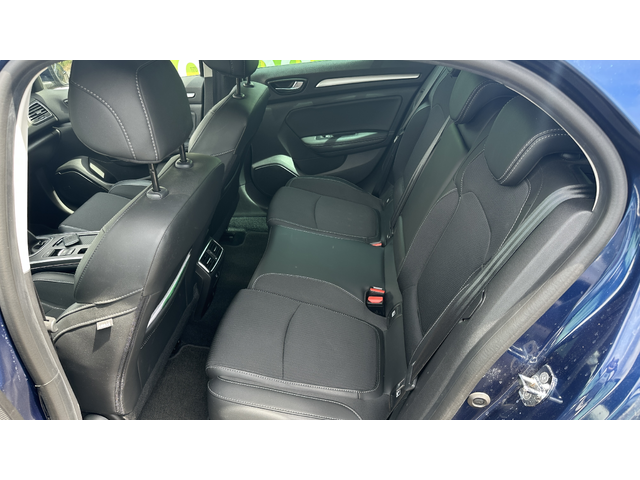 Renault Megane Intens 140 Tce - автомобили, коли, обяви за нови и употребявани 8