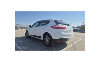 Renault Megane slim - автомобили, коли, обяви за нови и употребявани 10