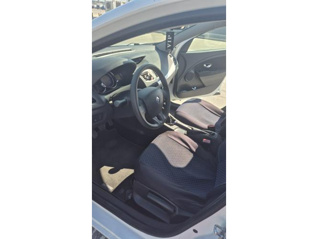 Renault Megane slim - автомобили, коли, обяви за нови и употребявани 17