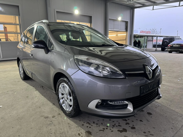 Renault Scenic 110ps* 7м* 6ск* НАВИ* Климат* Паркт* - автомобили, коли, обяви за нови и употребявани 6