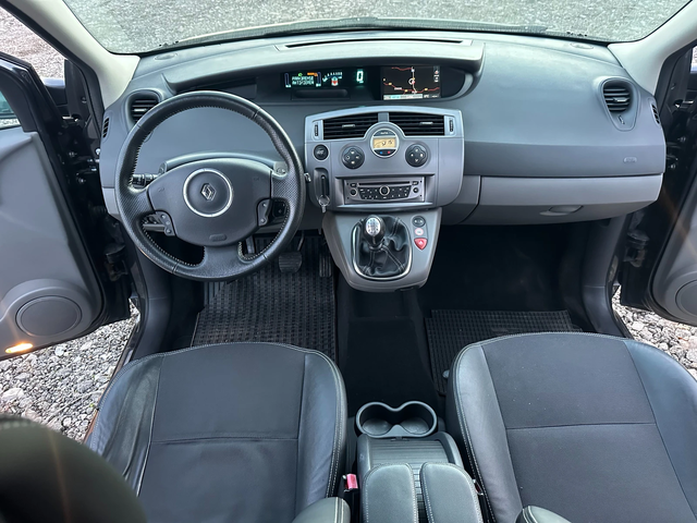 Renault Scenic 2.0I 133kc NAVI - автомобили, коли, обяви за нови и употребявани 9