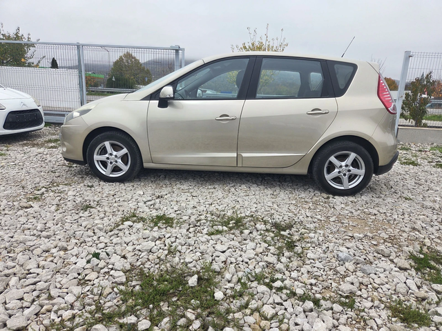 Renault Scenic 1.5dci* klima* - автомобили, коли, обяви за нови и употребявани 7