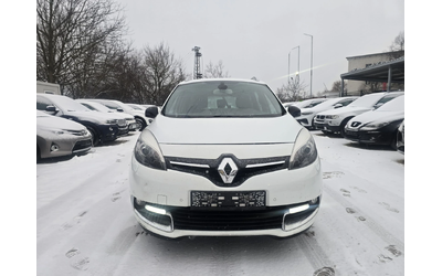 renault-scenic - 4
