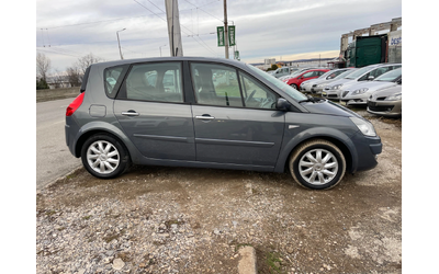 renault-scenic - 4