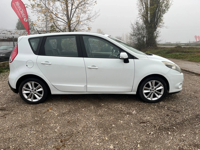 Renault Scenic 1.5DCI-NAVI-PANO-KAMERA-ITALIA - автомобили, коли, обяви за нови и употребявани 3