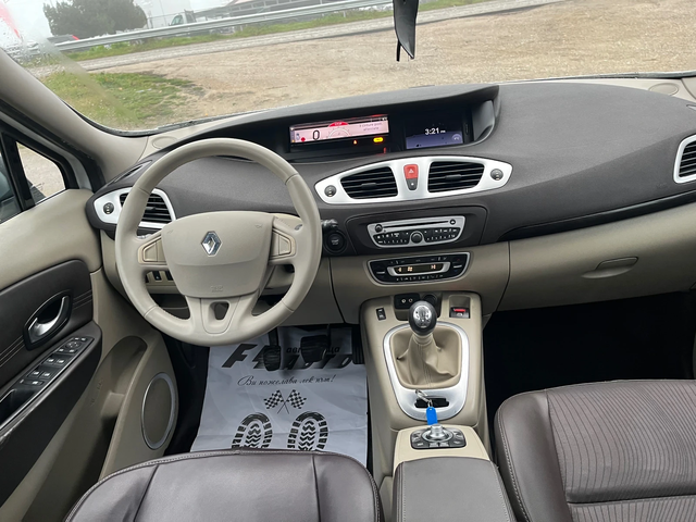 Renault Scenic 1.5DCI-NAVI-PANO-KAMERA-ITALIA - автомобили, коли, обяви за нови и употребявани 7