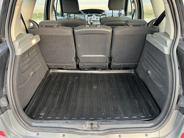 Renault Scenic 1.9DCI 110кс 6 СКОРОСТИ КЛИМАТРОНИК АВТОПИЛОТ FACE - автомобили, коли, обяви за нови и употребявани 14