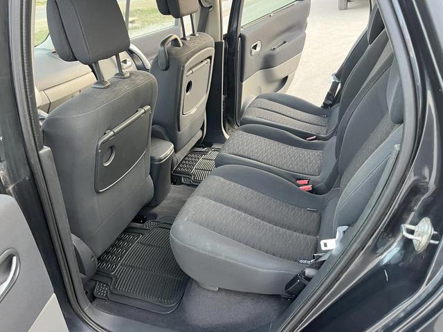 Renault Scenic 1.9DCI 110кс 6 СКОРОСТИ КЛИМАТРОНИК АВТОПИЛОТ FACE - автомобили, коли, обяви за нови и употребявани 8