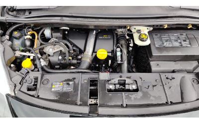 Renault Scenic - автомобили, коли, обяви за нови и употребявани 13