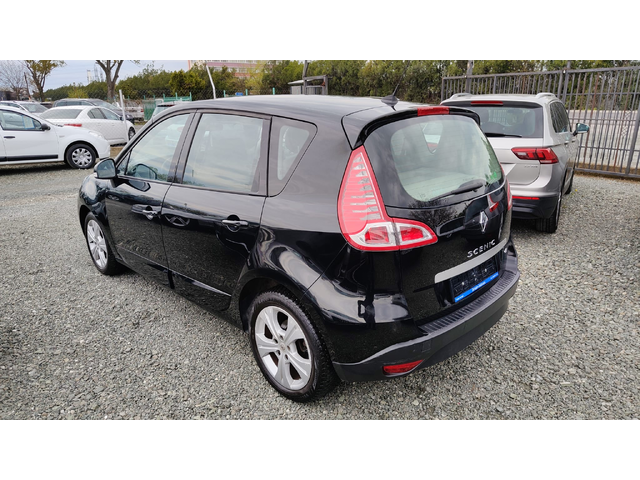 Renault Scenic - автомобили, коли, обяви за нови и употребявани 3