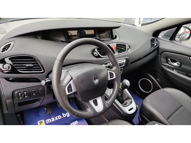 Renault Scenic - автомобили, коли, обяви за нови и употребявани 7