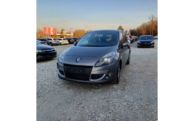 renault-scenic - 0