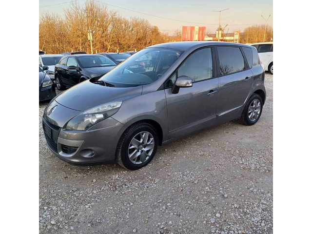 Renault Scenic 1.5dci * 110k.c* Navi* UNIKAT* - автомобили, коли, обяви за нови и употребявани 1