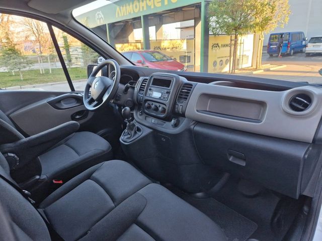 Renault Trafic 1.6 TDI, 125 к.с. КЛИМАТИК - автомобили, коли, обяви за нови и употребявани 14