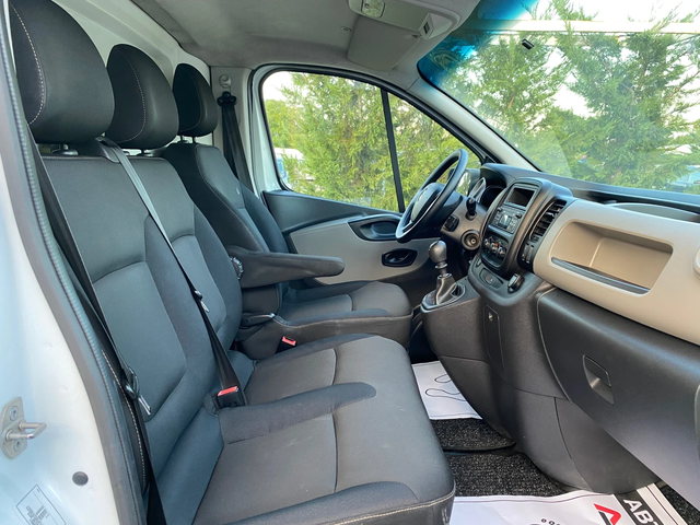 Renault Trafic 1.6DCI-116кс= ДЪЛГА БАЗА= КЛИМАТИК= 6СКОРОСТИ - автомобили, коли, обяви за нови и употребявани 10