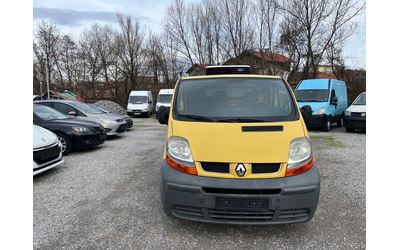 renault-trafic - 2