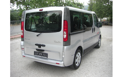 renault-trafic - 4