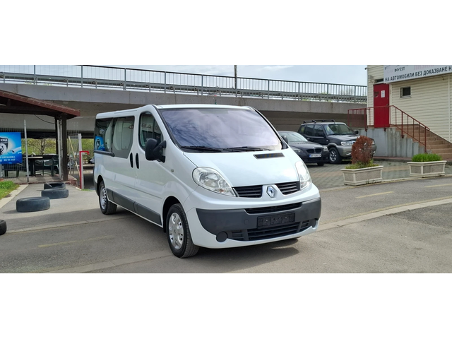 Renault Trafic 2.0  115kc Дълга база 211000м 9  местен - автомобили, коли, обяви за нови и употребявани 1