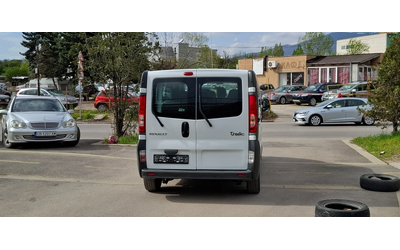 renault-trafic - 4