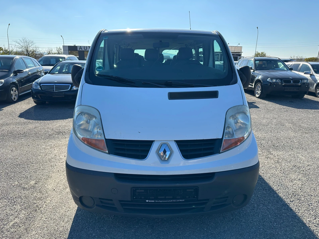 Renault Trafic 8+ 1* 2.0DCI* 115к.с* КЛИМАТИК* 6 скорости - автомобили, коли, обяви за нови и употребявани 1