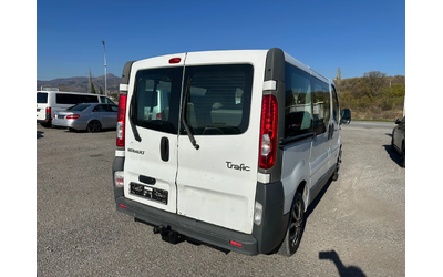 renault-trafic - 4
