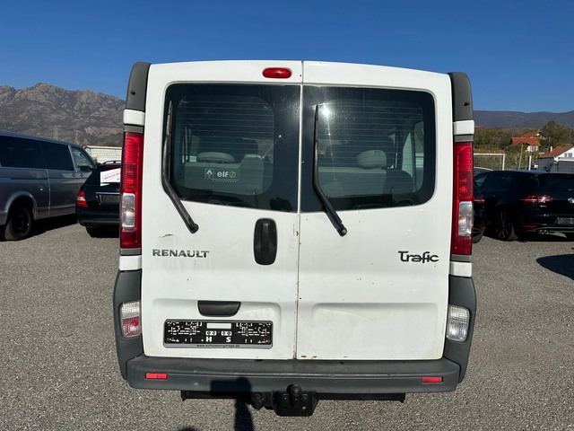 Renault Trafic 8+ 1* 2.0DCI* 115к.с* КЛИМАТИК* 6 скорости - автомобили, коли, обяви за нови и употребявани 5