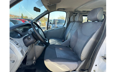 Renault Trafic 8+ 1* 2.0DCI* 115к.с* КЛИМАТИК* 6 скорости - автомобили, коли, обяви за нови и употребявани 8
