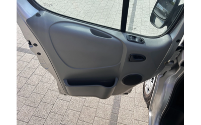 Renault Trafic 1.9dCI 6-местен Клима - автомобили, коли, обяви за нови и употребявани 10