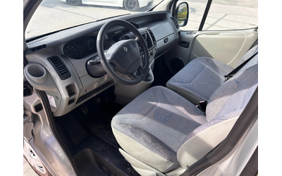 Renault Trafic 1.9dCI 6-местен Клима - автомобили, коли, обяви за нови и употребявани 9