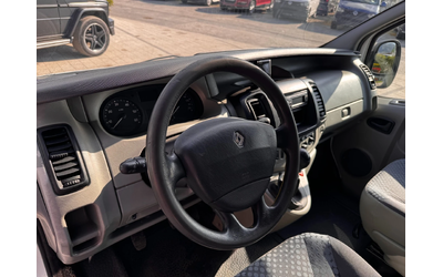 Renault Trafic 2.0dCI 5-местен Климатик - автомобили, коли, обяви за нови и употребявани 11