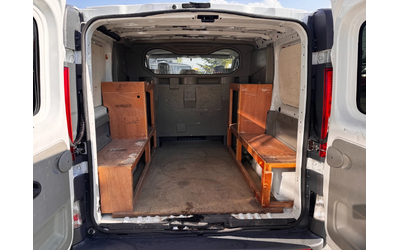 Renault Trafic 2.0dCI 5-местен Климатик - автомобили, коли, обяви за нови и употребявани 12