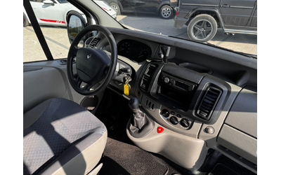 Renault Trafic 2.0dCI 5-местен Климатик - автомобили, коли, обяви за нови и употребявани 6