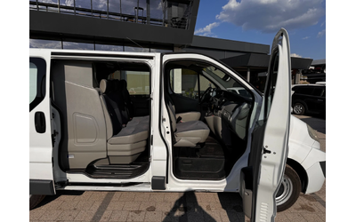 Renault Trafic 2.0dCI 5-местен Климатик - автомобили, коли, обяви за нови и употребявани 8