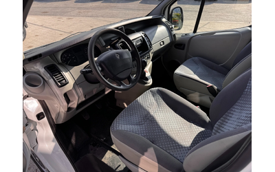 Renault Trafic 2.0dCI 5-местен Климатик - автомобили, коли, обяви за нови и употребявани 9