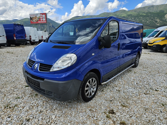 Renault Trafic Климатик - автомобили, коли, обяви за нови и употребявани 0