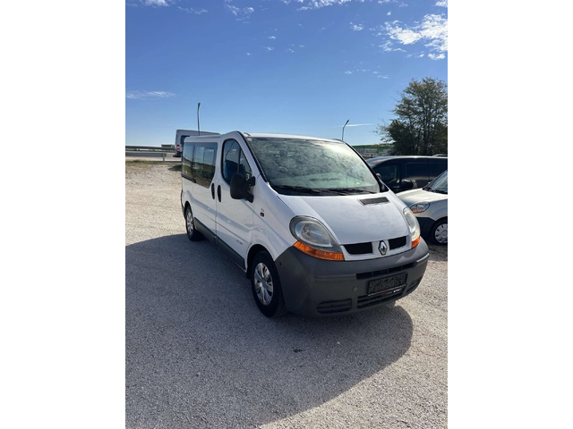 Renault Trafic - автомобили, коли, обяви за нови и употребявани 0