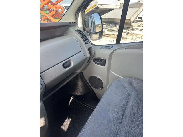 Renault Trafic - автомобили, коли, обяви за нови и употребявани 15