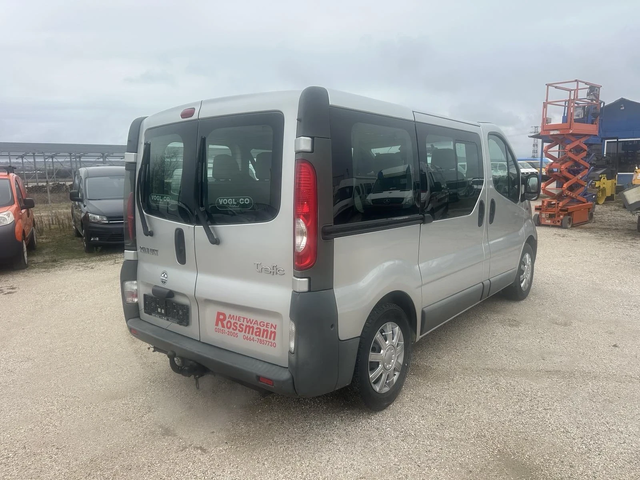 Renault Trafic - автомобили, коли, обяви за нови и употребявани 4