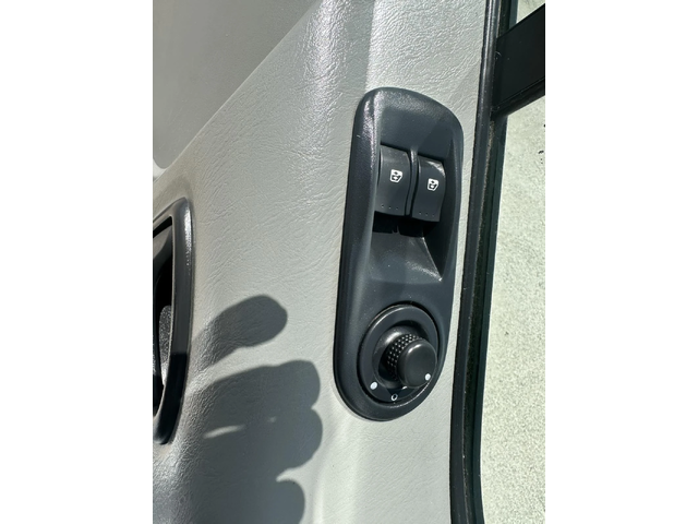 Renault Trafic - автомобили, коли, обяви за нови и употребявани 13