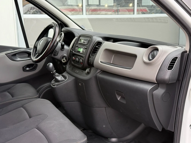 Renault Trafic - автомобили, коли, обяви за нови и употребявани 12