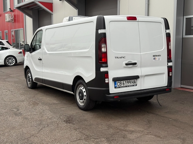 Renault Trafic - автомобили, коли, обяви за нови и употребявани 2
