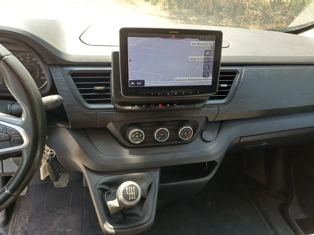 Renault Trafic L1H1 2.0 DCI Comfort - автомобили, коли, обяви за нови и употребявани 10