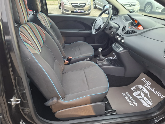 Renault Twingo 1, 5 dci - автомобили, коли, обяви за нови и употребявани 8