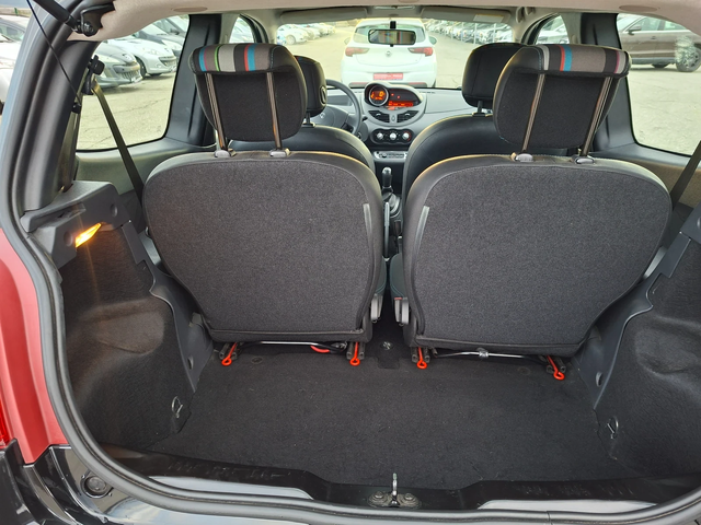 Renault Twingo 1, 5 dci - автомобили, коли, обяви за нови и употребявани 9