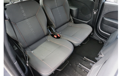 Renault Twingo 1.2i - автомобили, коли, обяви за нови и употребявани 11