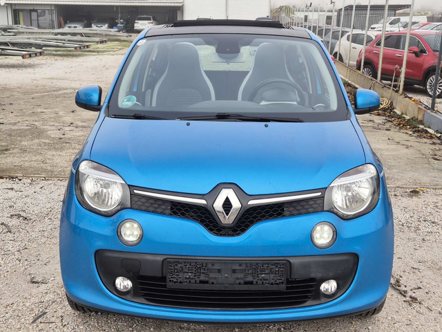 Renault Twingo 900i - автомобили, коли, обяви за нови и употребявани 2