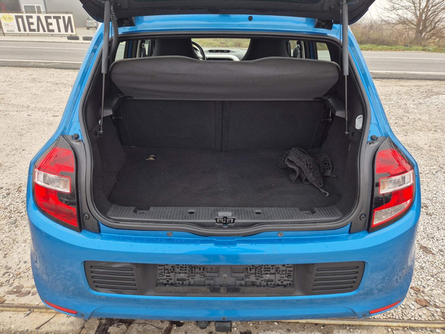Renault Twingo 900i - автомобили, коли, обяви за нови и употребявани 8