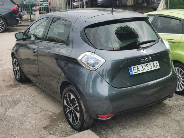 Renault Zoe БАРТЕР/ГАРАНЦИЯ/ТЕРМОПОМПА /СЕРВ. ИСТОРИЯ - автомобили, коли, обяви за нови и употребявани 4