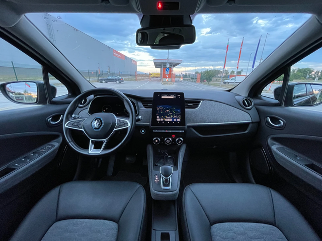 Renault Zoe Z.E.50 Intens R135 CCS Germany - автомобили, коли, обяви за нови и употребявани 9