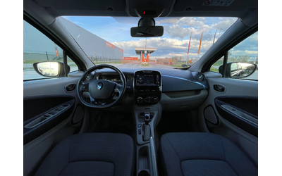 Renault Zoe Intens 22kw - автомобили, коли, обяви за нови и употребявани 9